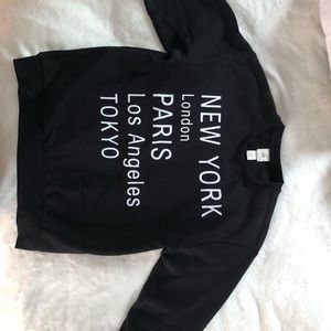 Black crewneck w city names